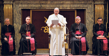 Papa-Vaticano-Curia_Romana-Iglesia