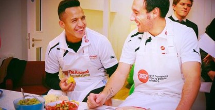 alexis-sanchez-ayuda-social-fundacion-arsenal