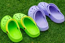 crocs