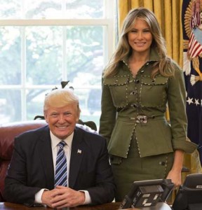 Donald_and_Melania_Trump_in_the_Oval_Office