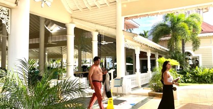 comunista jadue en hotel 5 estrellas, sept 2021 en cancun